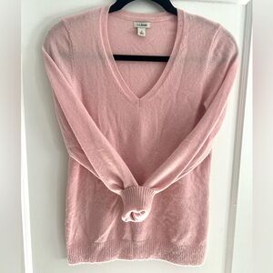 L.L. Bean 100% Cashmere Women's Light Pink V-Neck Sweater, Small Petite